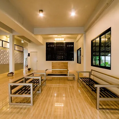Royce Boutique Betong-2